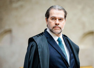 Juristas envia pedido de impeachment contra Dias Toffoli