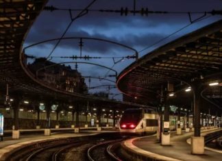 Greve na França continua e Natal vira caos