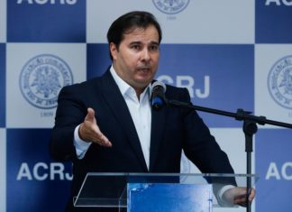 Investidores querem flexibilização de isolamento, afirma Maia