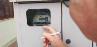 Enel interrompe leitura presencial de medidores de energia