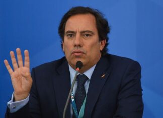 Auxílio em contas fora da Caixa só será depositado à partir do dia 30