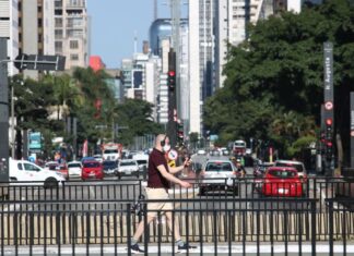 Câmara finaliza votação sobre uso obrigatório de máscaras Uso obrigatório de máscaras