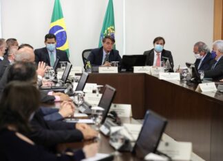 Governadores concordam com veto a aumento de salário de servidores