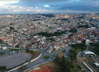 Jandira decreta ponto facultativo nas repartições públicas na sexta O prefeito de Jandira, Paulo Barufi, assinou o Decreto Municipal nº 4.231 onde decreta ponto facultativo nas repartições públicas municipais nesta sexta-feira, 22 de maio.