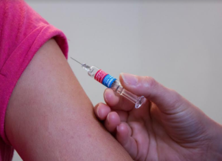 Carapicuíba inicia campanha de vacinação contra Meningite Jandira inicia Campanha de Vacinação contra a Poliomielite e de Multivacinação