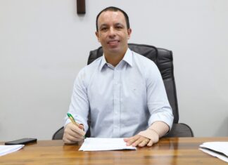 Prefeito de Osasco retoma os trabalhos após sofrer infarto