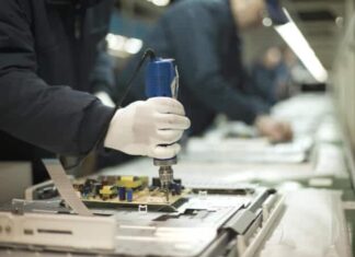 Produção de eletroeletrônicos cai 33% em em maio comparando com 2019