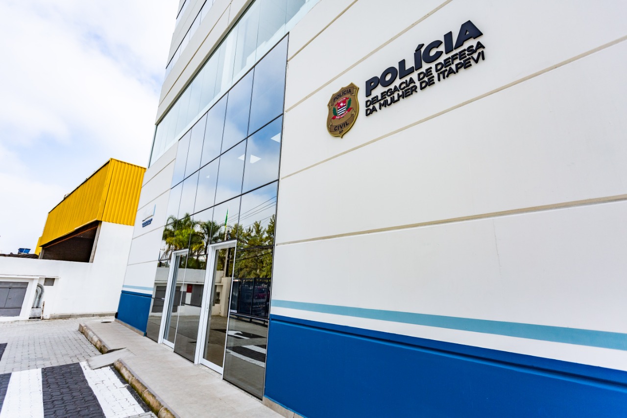 Delegacia de Defesa da Mulher de Itapevi prende casal por estupro