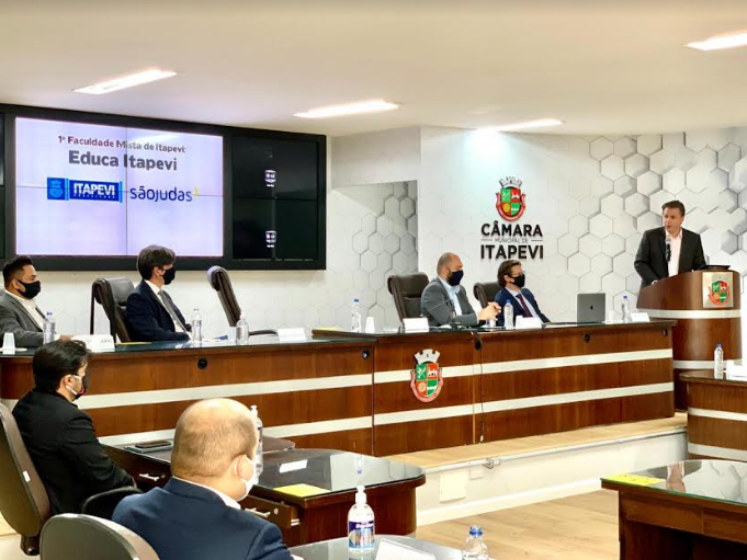 Itapevi faz parceria com Universidade São Judas para incluir faculdade no município