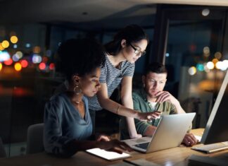 Conheça os principais direitos de quem tem jornada de trabalho noturno