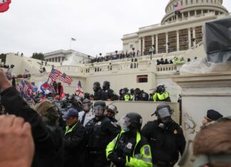 Autoridades se manifestam sobre invasão do Congresso norte-americano