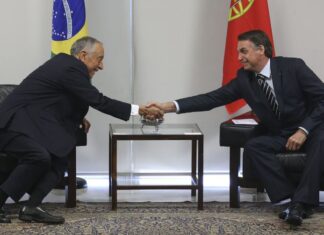 Bolsonaro parabeniza presidente de Portugal por reeleição
