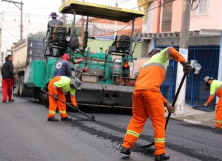 Marcos Neves diz que Prefeitura de Carapicuíba vai recapear mais 100 ruas