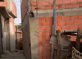 Em Carapicuíba Jovem morre carbonizada durante um incêndio