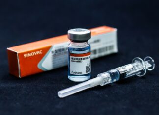 Carapicuíba pretende aplicar 43 mil doses de vacina Coronavac na primeira fase