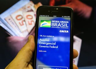 Sem consenso, votação da PEC Emergencial é adiada para terça-feira