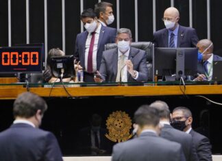 Câmara dos Deputados conclui votação, em 1º turno, da PEC Emergencial