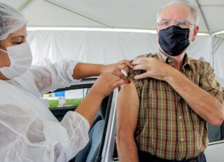 Carapicuíba antecipa vacinação dos idosos a partir de 71 anos