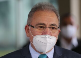 Senado deve ouvir Queiroga no dia 25 sobre vacinas e leitos em UTIs