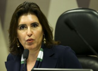 Senado vota proposta que cria liderança da bancada feminina na terça