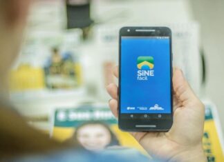 Carapicuíba oferece vagas de emprego por aplicativo