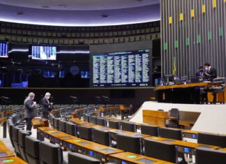 Congresso inicia sessão para analisar vetos presidenciais