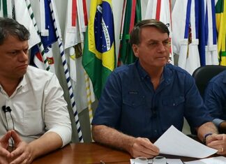 Bolsonaro negocia mudanças em projeto que muda ICMS sobre combustíveis