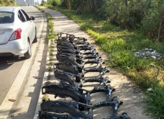 GCM encontra 14 quadros de moto na via atrás da Faculdade Estácio de Carapicuíba