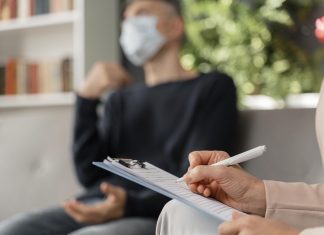 Pandemia faz crescer número de internações em clínicas de recuperação