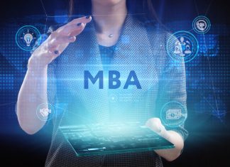 MBA em tecnologia prepara o profissional para o setor que mais cresce no país e no mundo