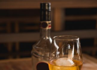 Campeonatos mundiais de coquetelaria ajudam bartenders a alavancar profissão