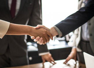 Empreendedores debatem sobre o dilema de startups formadas por co-CEOs e a visão de investidores