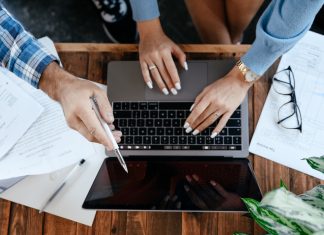Marketing digital cresce como opção para empresas lucrarem na internet