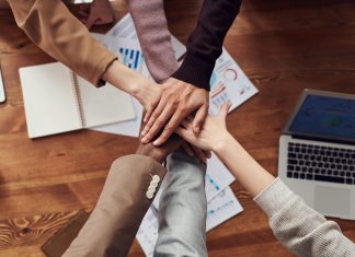 Ranking destaca empresas que privilegiam cuidado com o colaborador