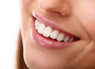 Excesso de gengiva no sorriso causa insatisfação entre brasileiros
