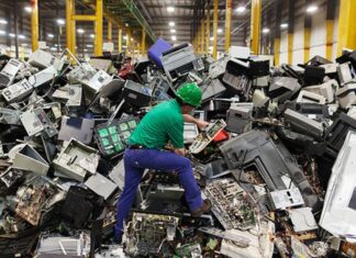 Em 2020, foram produzidas 53,6 milhões de toneladas de lixo eletrônico no mundo