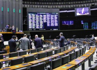 Câmara aprova medidas de transparência e teto para orçamento secreto
