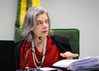 Ministra Cármen Lúcia participa de Congresso sobre Direito Eleitoral
