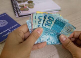 Lei para saque de FGTS movimentará R$ 91 bilhões em 2022