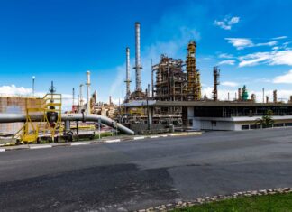 Refinaria abre seleção para mais de 100 vagas de Técnico Operacional na Bahia