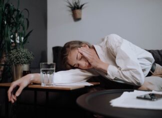 Distúrbios do sono agravam doenças cardíacas, diabetes, obesidade e depressão