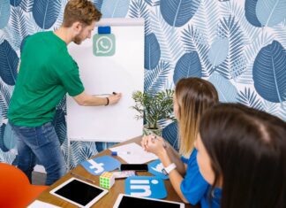 Empresas tiveram que se adaptar ao cliente que chega através do WhatsApp