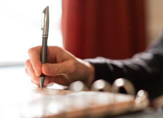 Modernização dos cartórios: reconhecimento de firma poderá ser feito on-line