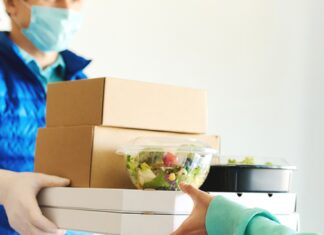 Quais setores podem se beneficiar das tendências logísticas ao longo deste ano?