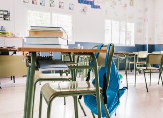 Como ajudar a criança a se adaptar a uma nova escola?