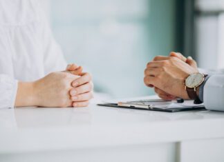 Esclerose múltipla: doença neurológica ainda está cercada de tabus