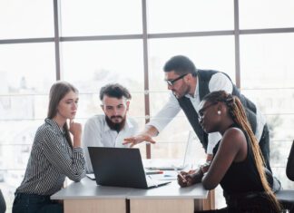 Team-as-service: modelo ganha destaque no mercado de vendas e prospecção