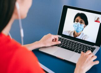 Um quarto dos internautas brasileiros fez uso da telemedicina durante pandemia