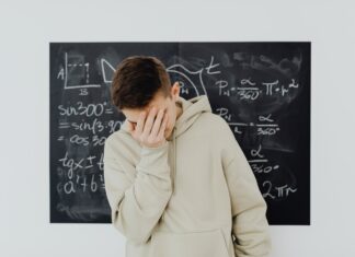 Desempenho matemático dos estudantes brasileiros é um dos piores do mundo