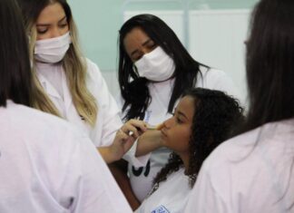 Escolas de cursos técnicos e profissionais apresentam propostas em documento
